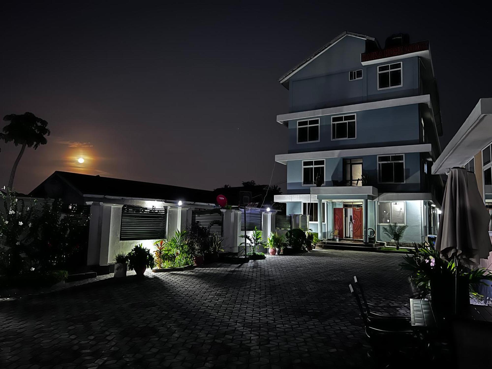 Haika Home Lodge ดาร์เอสซาลาม ภายนอก รูปภาพ